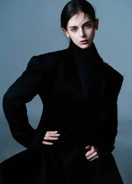 113-roya-main-book-1