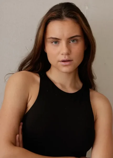 IBmodels071223-1681-683x1024